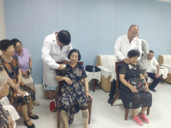 图为活动现场